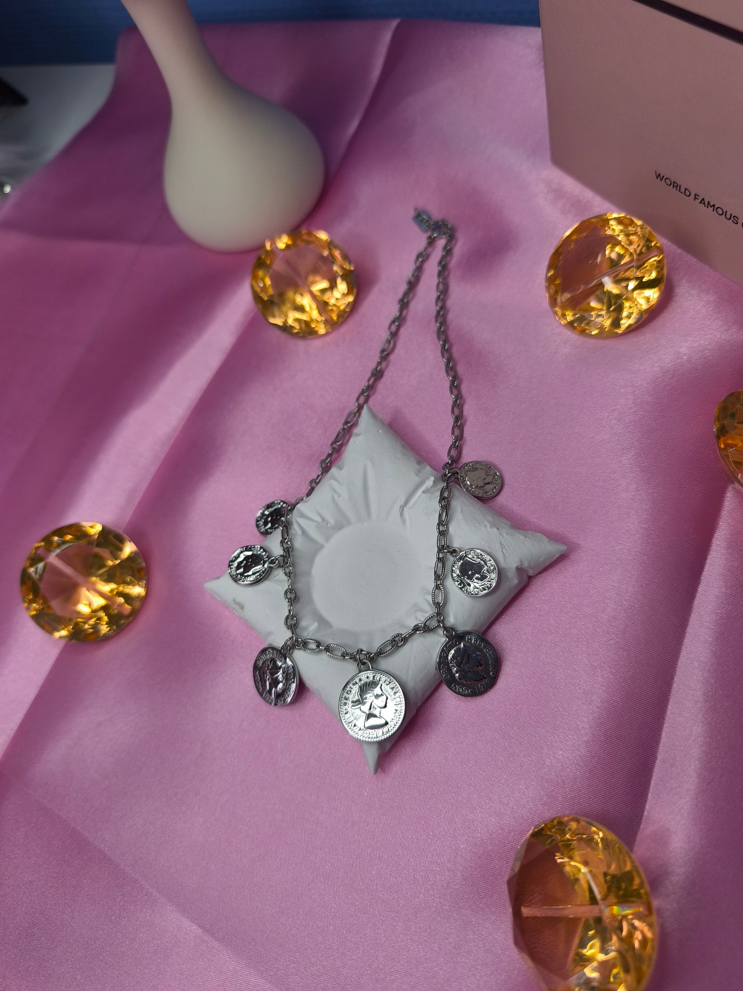 Collier pièce