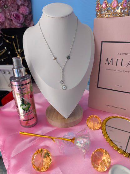 Collier Emy
