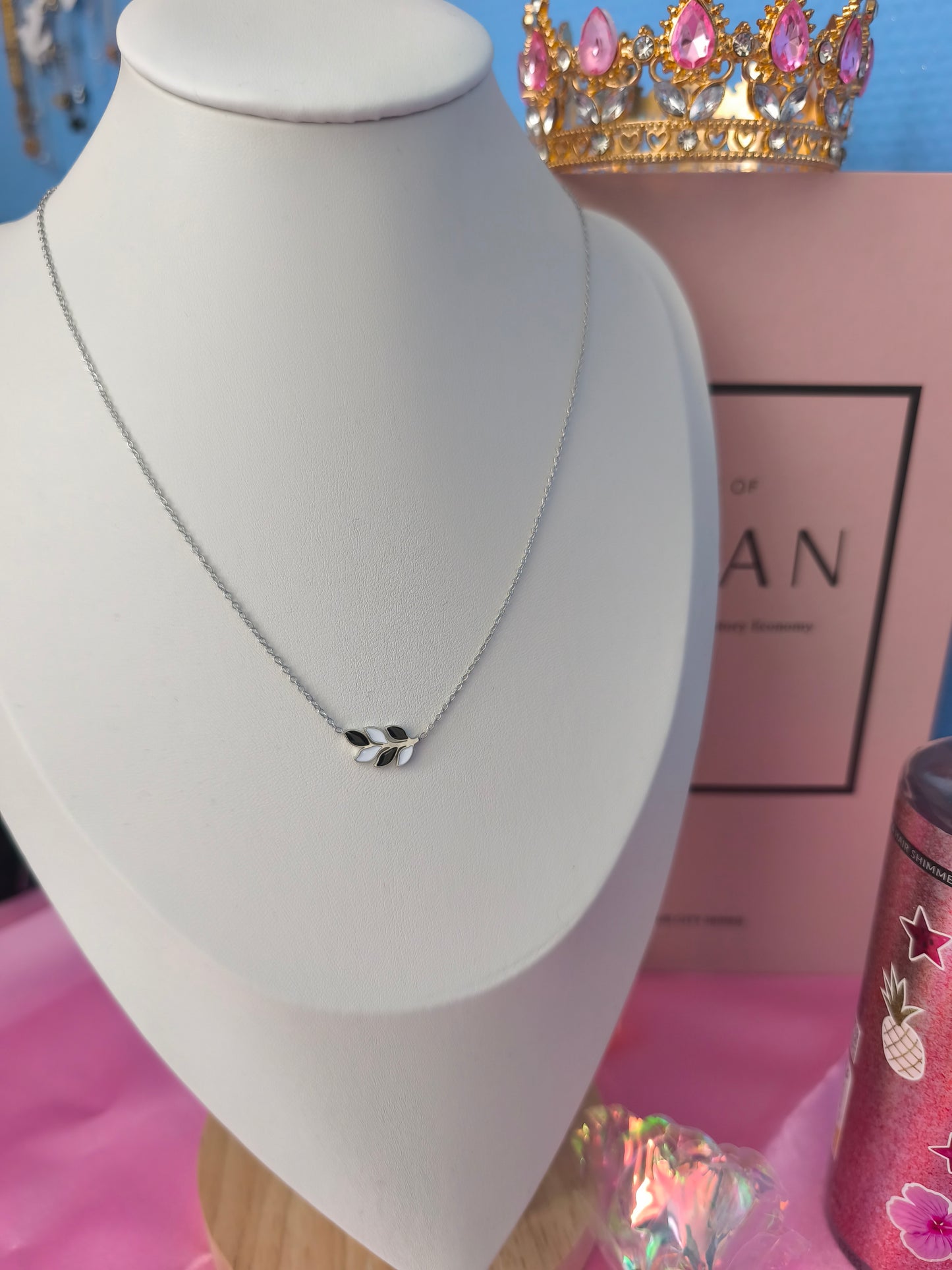 Collier Lily