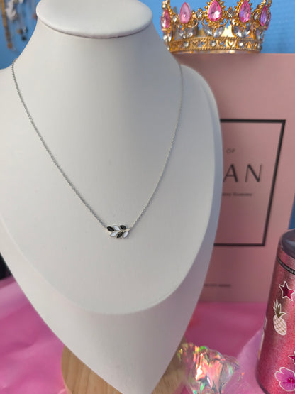 Collier Lily